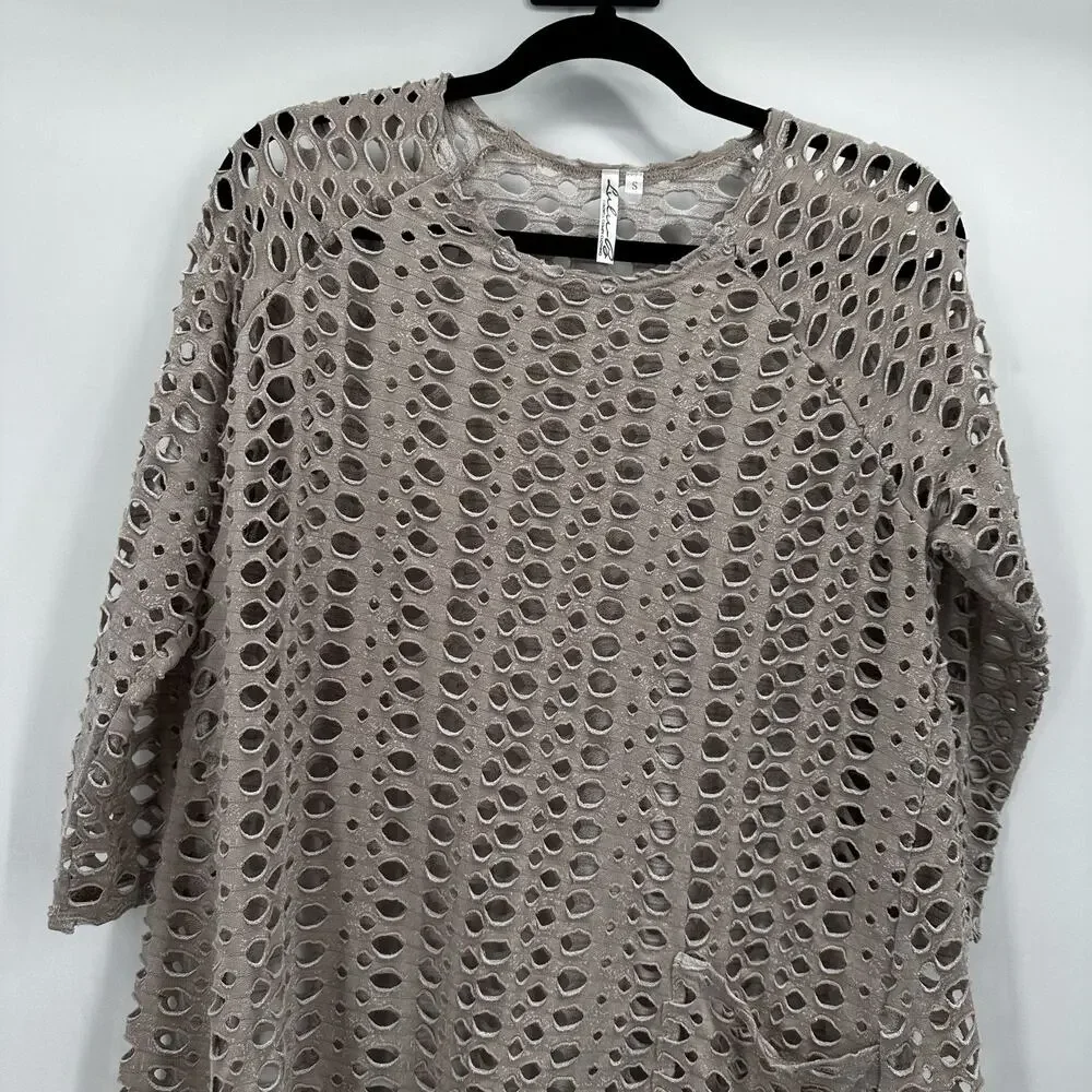 Lulu B Top Womens Small Cutout Mesh Pullover Open Knit Net Oversized‎ Beach